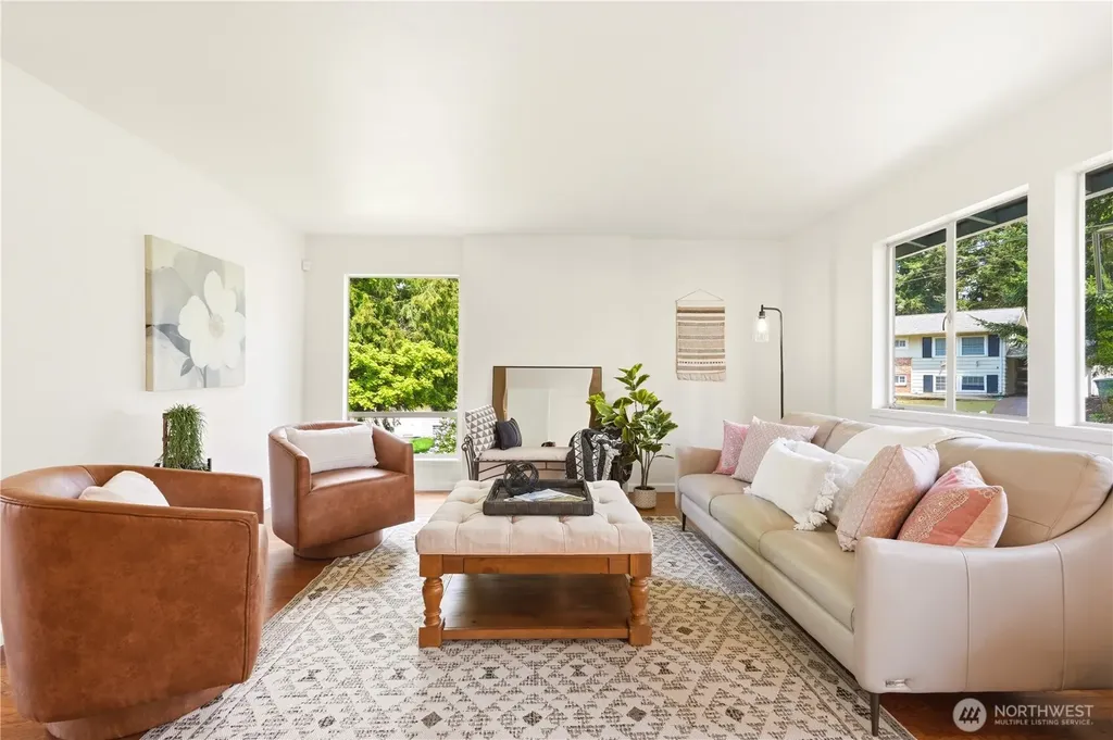 14613 SE 16th Place Bellevue WA 98007