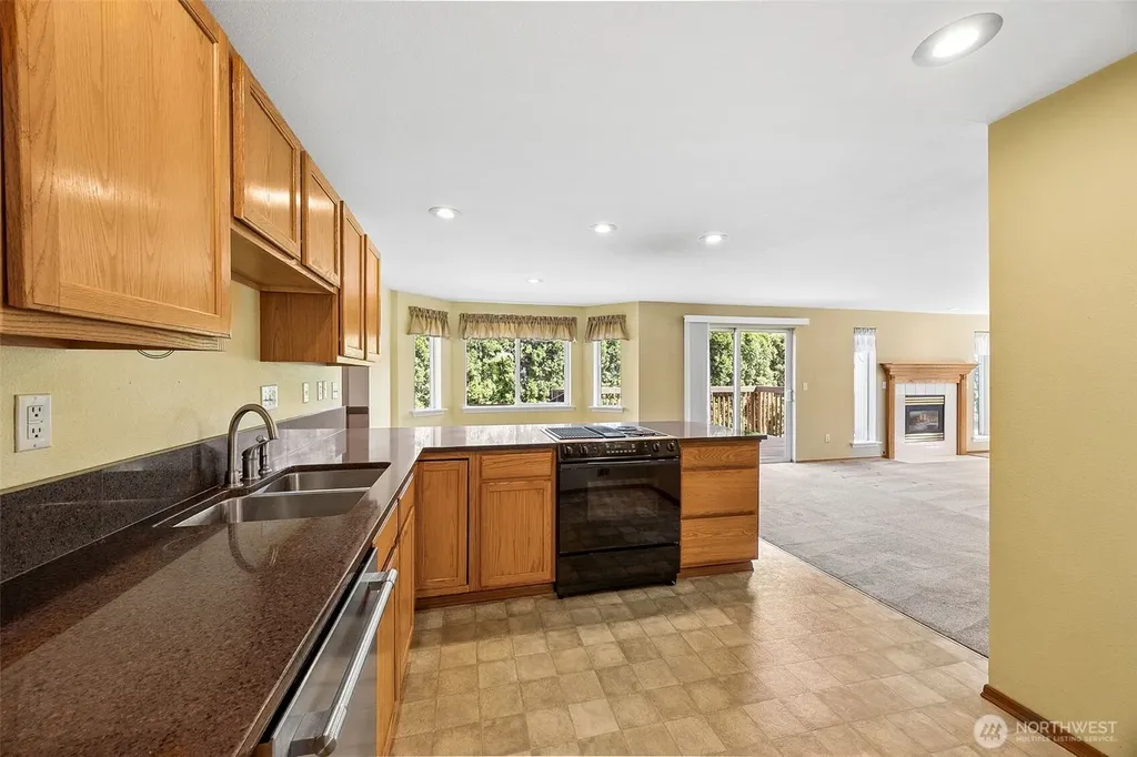 14319 106th Avenue Ct E Puyallup WA 98374