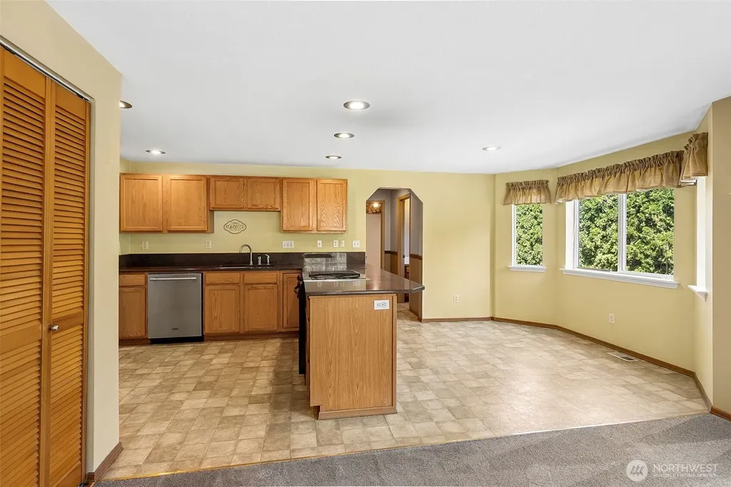 14319 106th Avenue Ct E Puyallup WA 98374