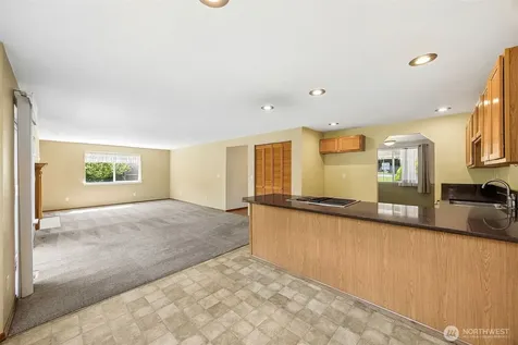 14319 106th Avenue Ct E Puyallup WA 98374