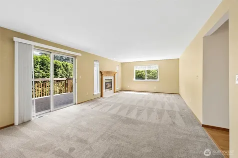 14319 106th Avenue Ct E Puyallup WA 98374