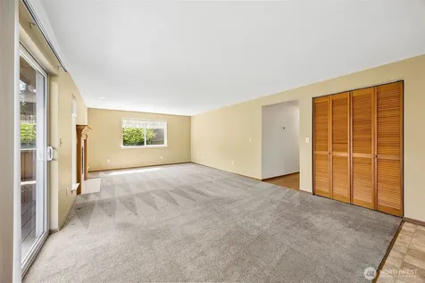 14319 106th Avenue Ct E Puyallup WA 98374