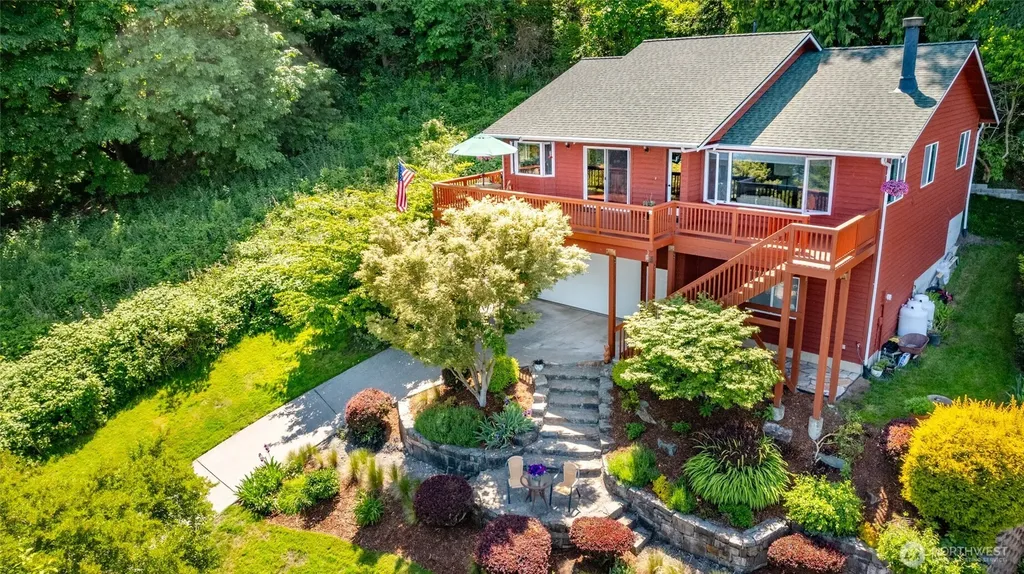 2205 Cranes Landing Drive Greenbank WA 98253