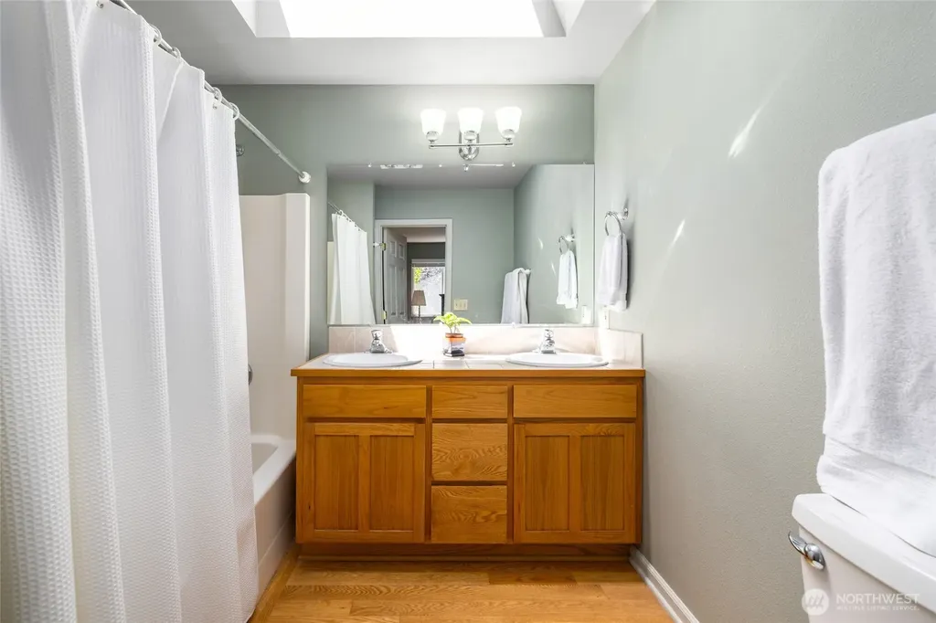 2205 Cranes Landing Drive Greenbank WA 98253