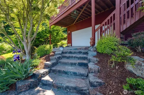 2205 Cranes Landing Drive Greenbank WA 98253