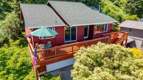 2205 Cranes Landing Drive Greenbank WA 98253