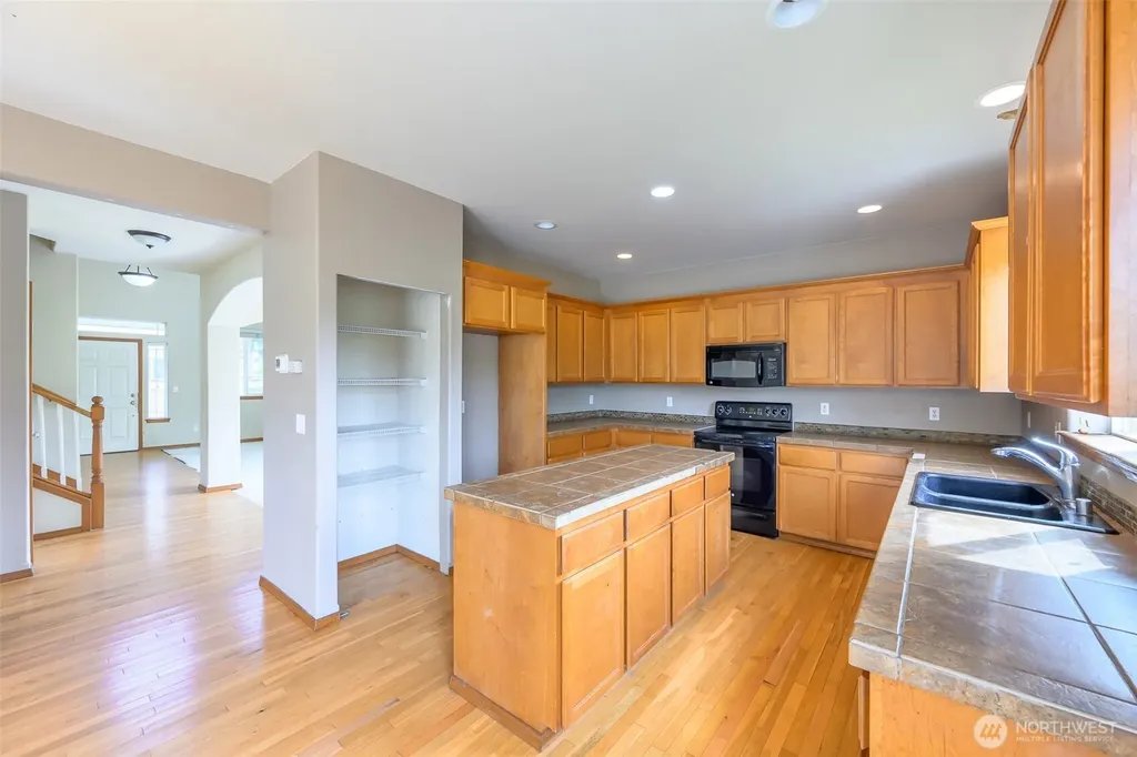 20605 74th Avenue E Spanaway WA 98387