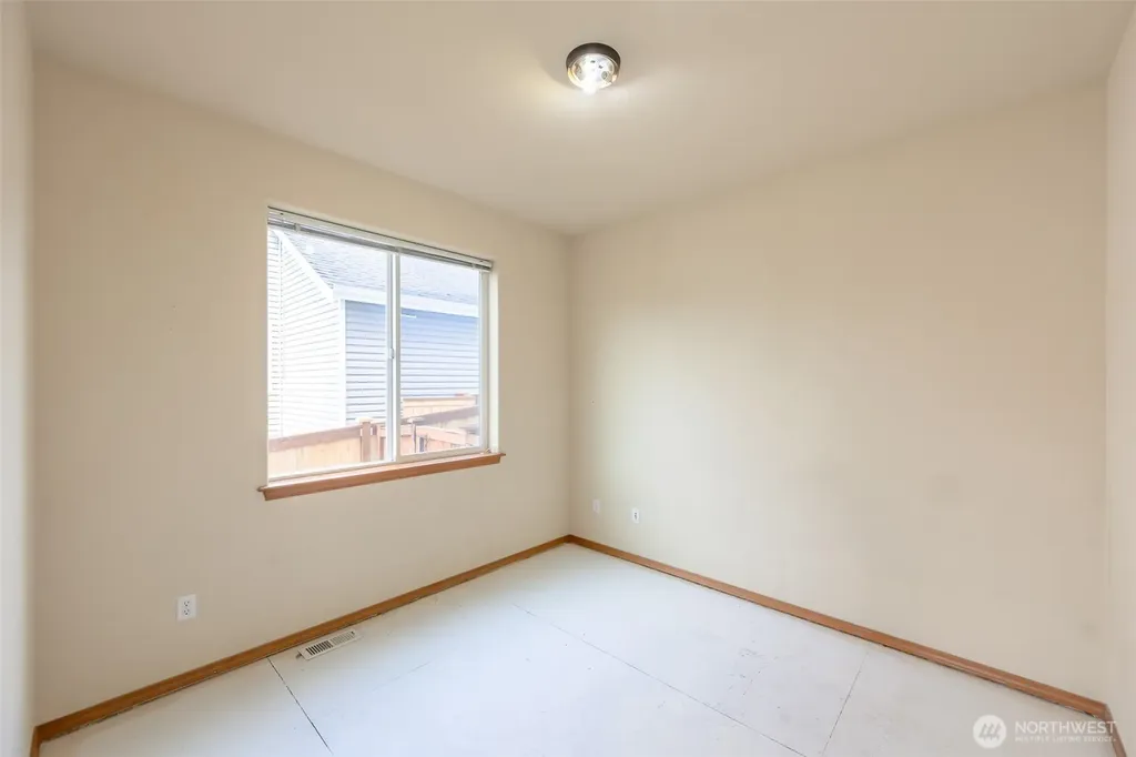 20605 74th Avenue E Spanaway WA 98387