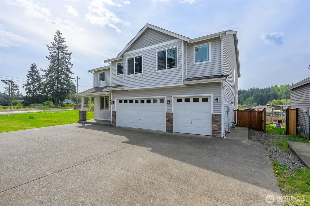 20605 74th Avenue E Spanaway WA 98387