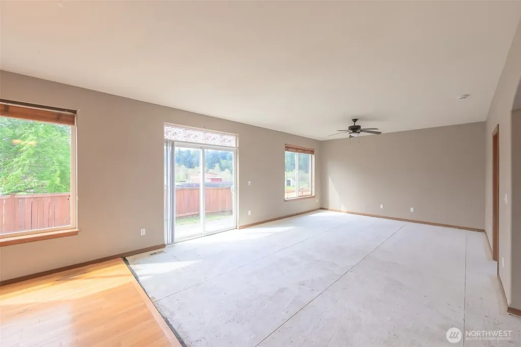 20605 74th Avenue E Spanaway WA 98387