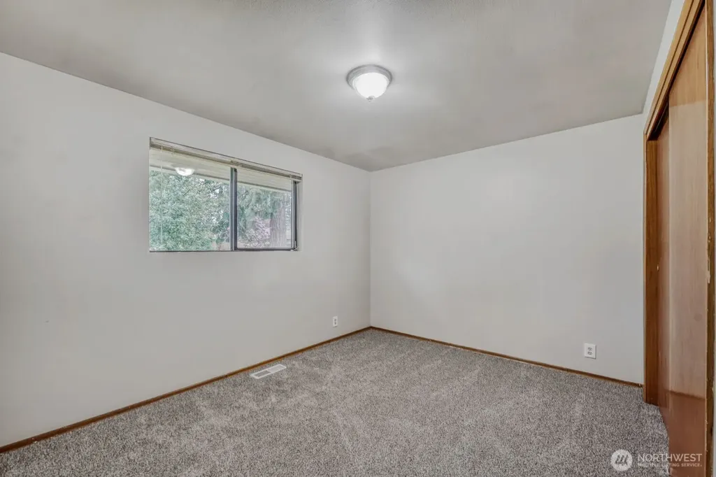 20828 116th Avenue SE Kent WA 98031