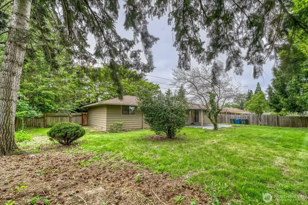 20828 116th Avenue SE Kent WA 98031