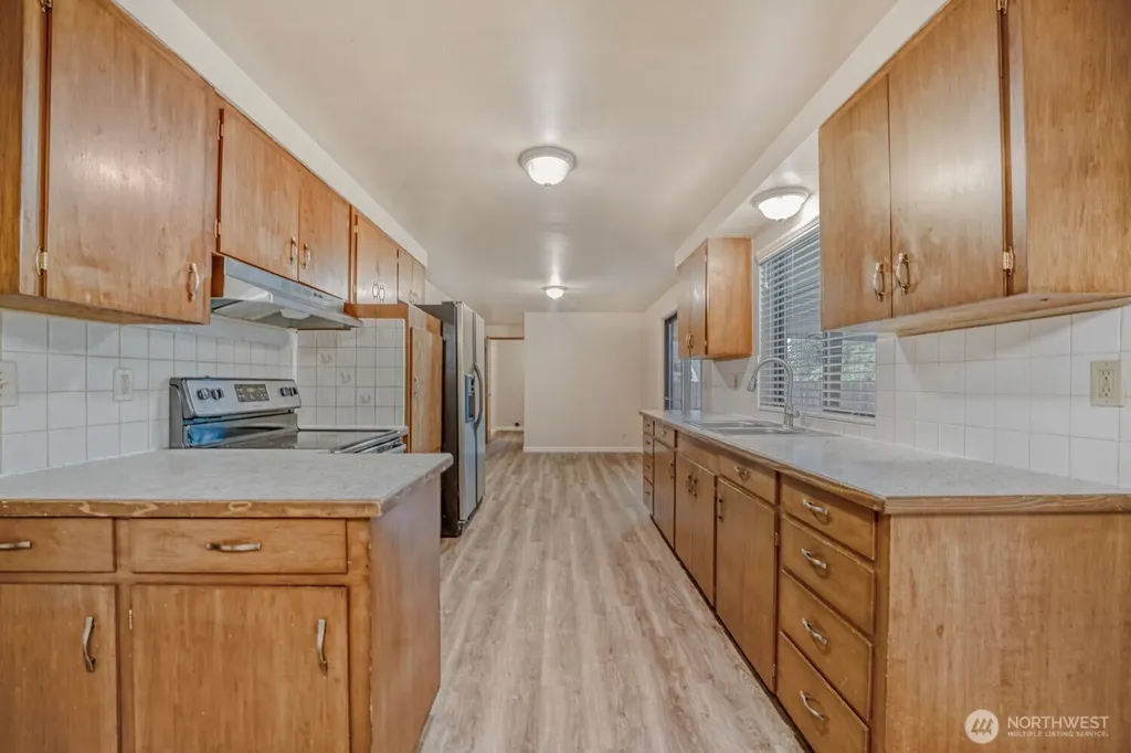 20828 116th Avenue SE Kent WA 98031