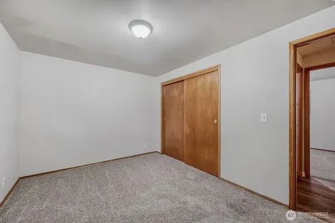 20828 116th Avenue SE Kent WA 98031