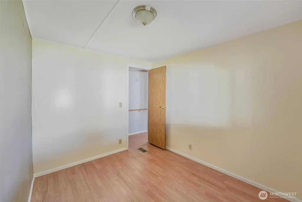 9403 Pierce Lane Sedro Woolley WA 98284