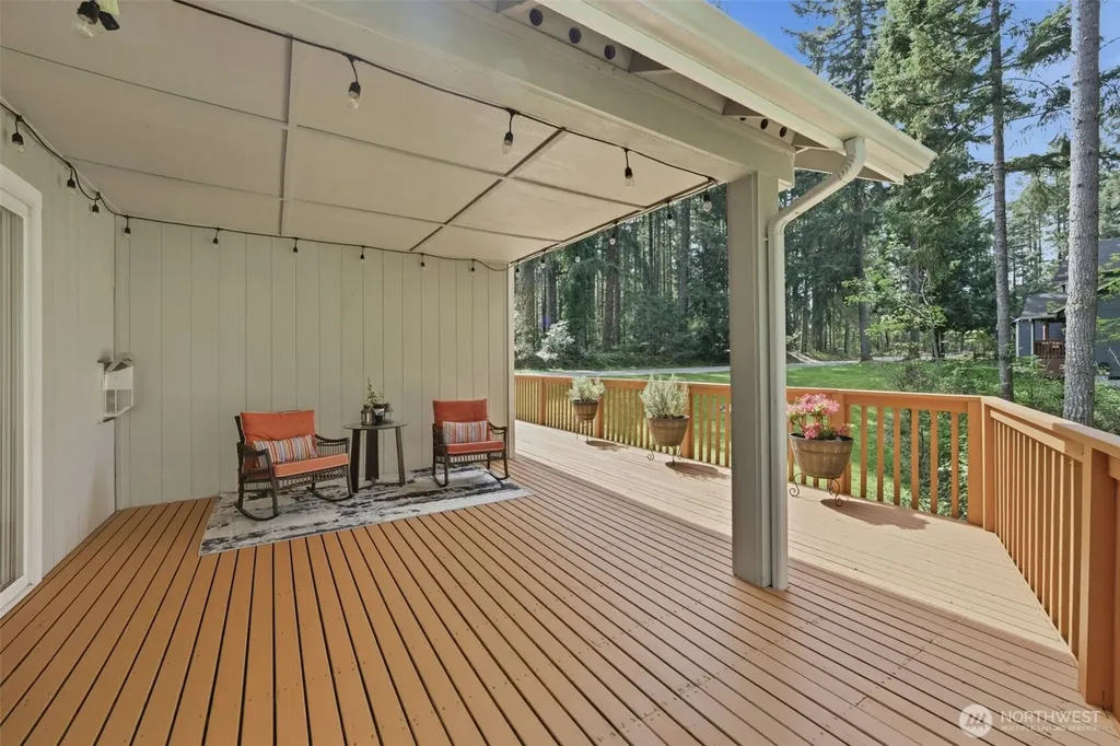 22345 SE Bluewater Drive Yelm WA 98597