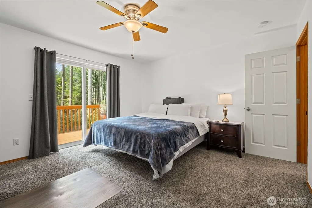 22345 SE Bluewater Drive Yelm WA 98597