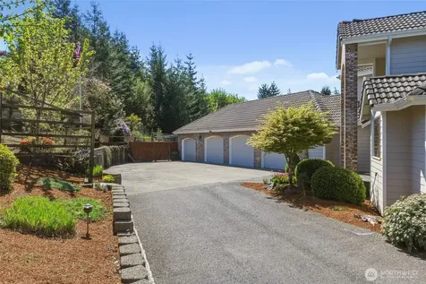 4295 Bush Mountain Drive SW Tumwater WA 98512