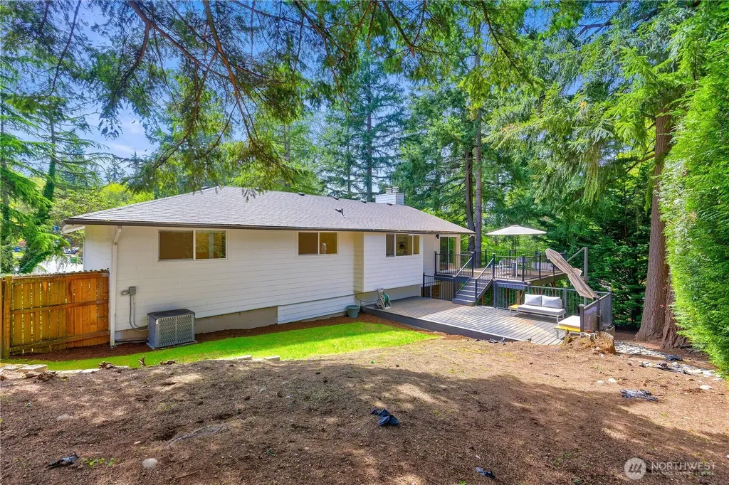 21810 NE 16th Street Sammamish WA 98074