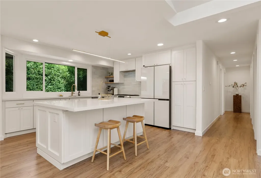 21810 NE 16th Street Sammamish WA 98074