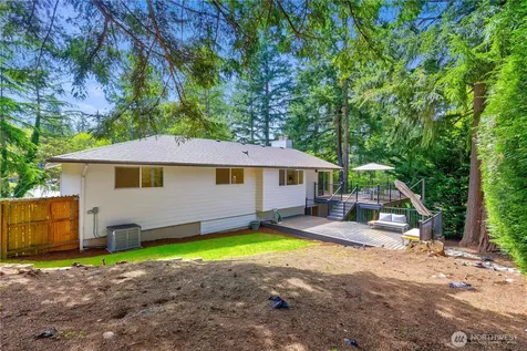 21810 NE 16th Street Sammamish WA 98074