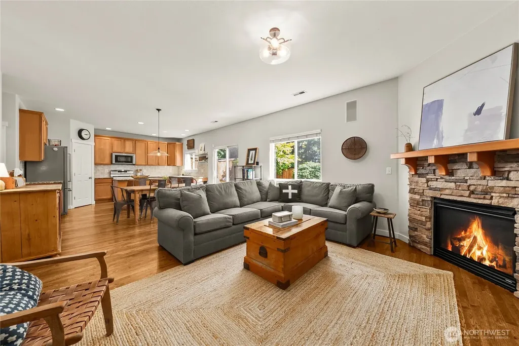 25381 SE 279th Place Maple Valley WA 98038