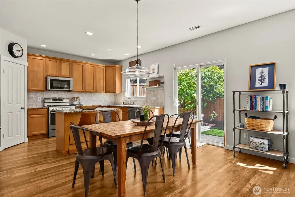 25381 SE 279th Place Maple Valley WA 98038