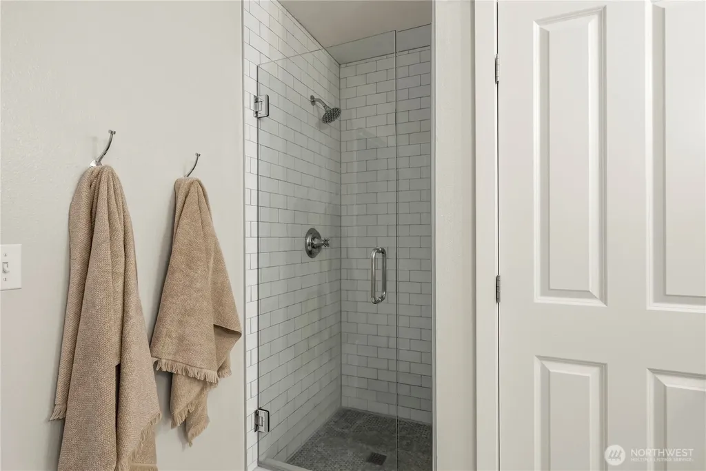 25381 SE 279th Place Maple Valley WA 98038