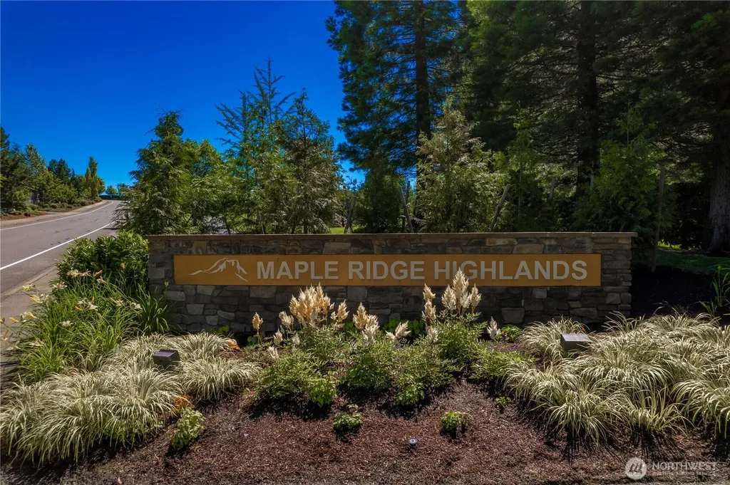 25381 SE 279th Place Maple Valley WA 98038