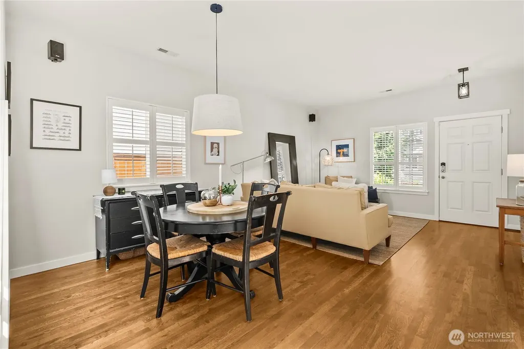 25381 SE 279th Place Maple Valley WA 98038