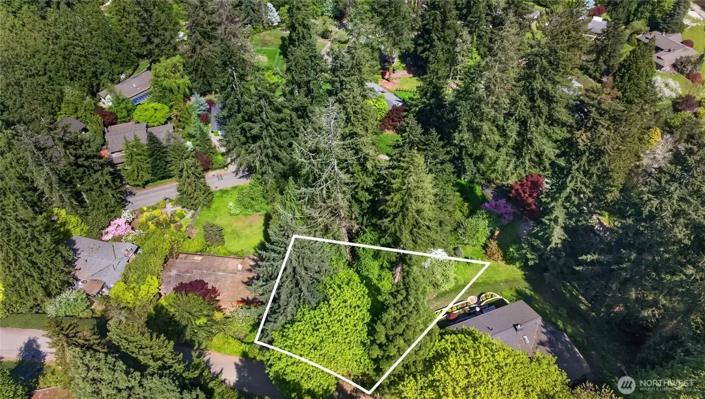 37 X Crystal Creek Circle Issaquah WA 98027