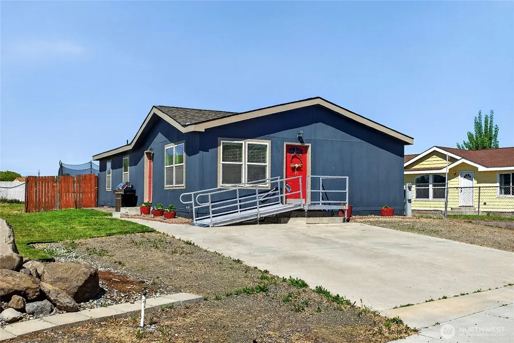 520 New Gate Drive Prosser WA 99350