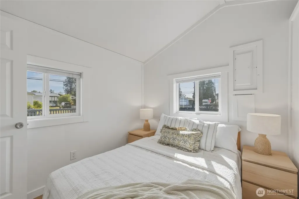7403 Sunset Drive Blaine WA 98230