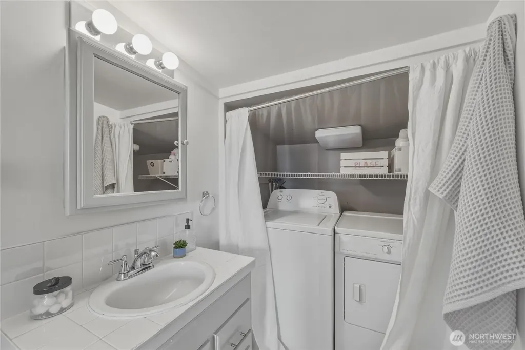 7403 Sunset Drive Blaine WA 98230