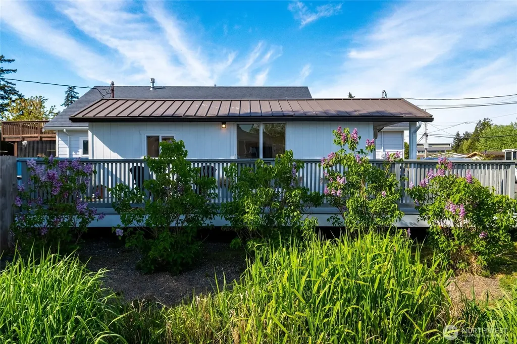 7403 Sunset Drive Blaine WA 98230