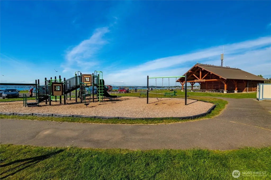 7403 Sunset Drive Blaine WA 98230