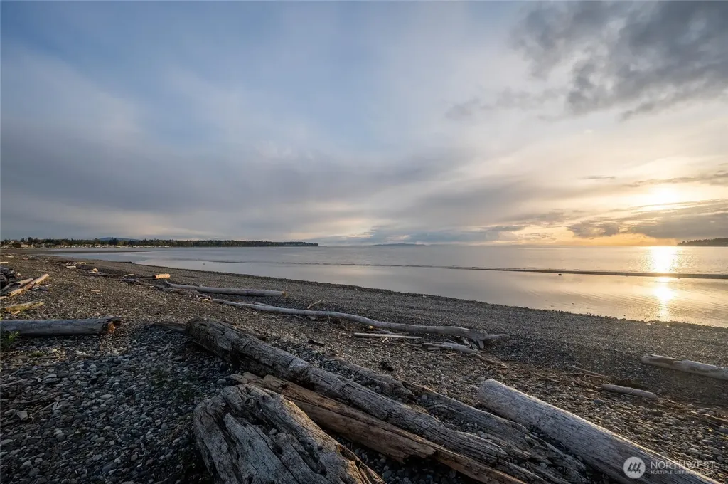 7403 Sunset Drive Blaine WA 98230