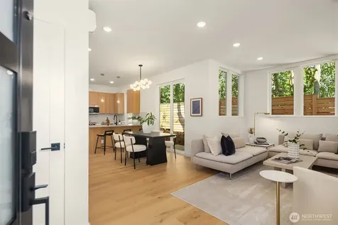 7330 25th Avenue NW Seattle WA 98117