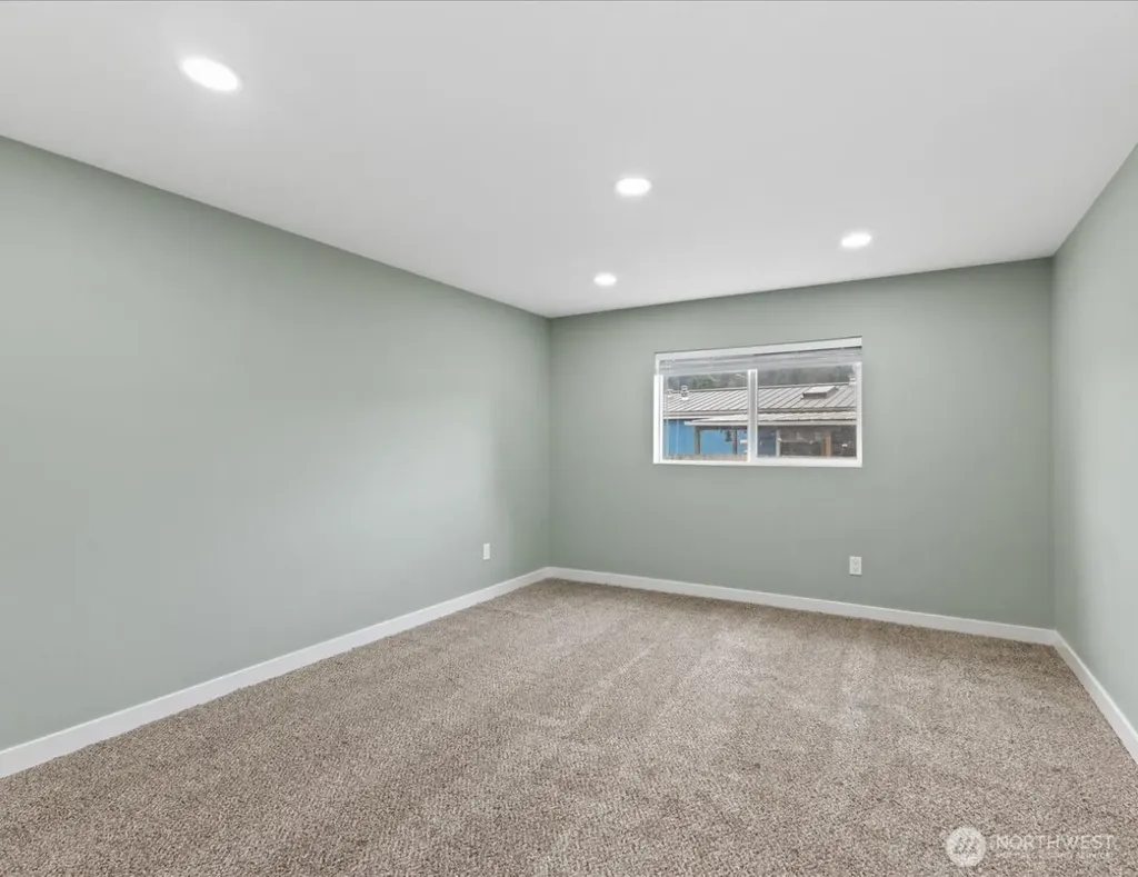 330 V Street SE Auburn WA 98002