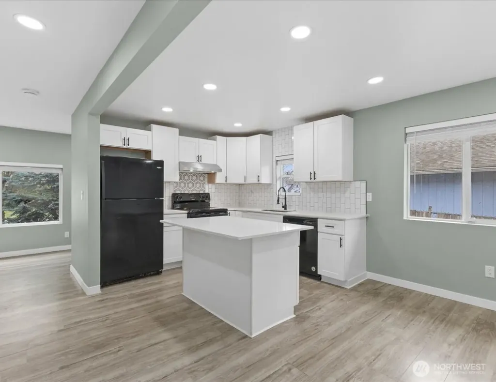 330 V Street SE Auburn WA 98002