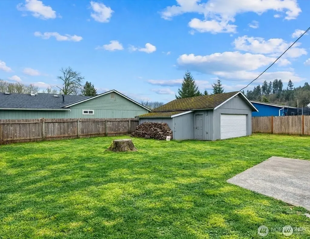 330 V Street SE Auburn WA 98002
