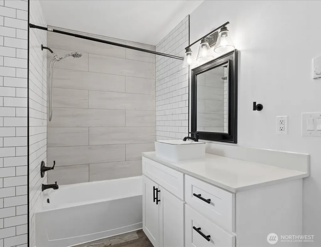 330 V Street SE Auburn WA 98002