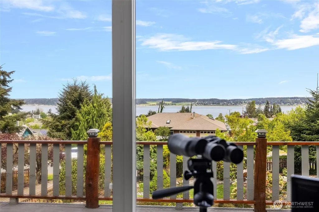 615 NE 4th Street Coupeville WA 98239