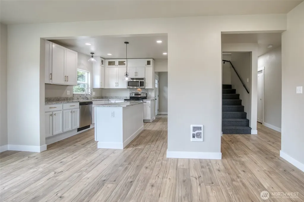 2711 Queets Avenue Hoquiam WA 98550