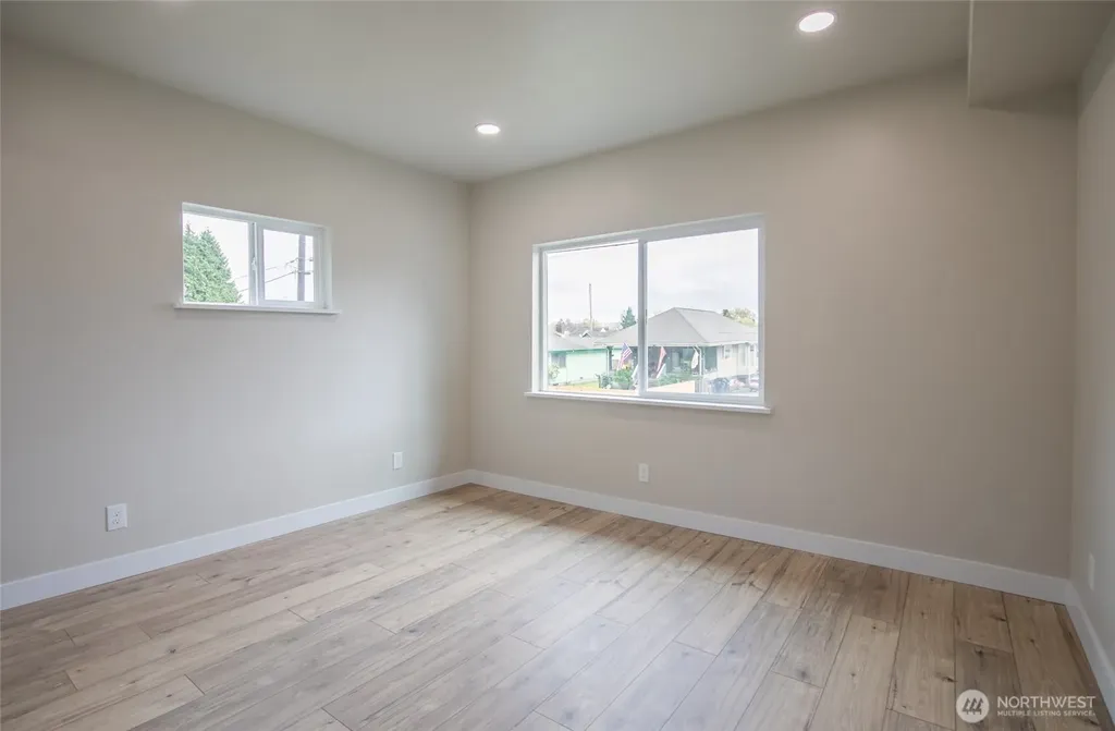 2711 Queets Avenue Hoquiam WA 98550