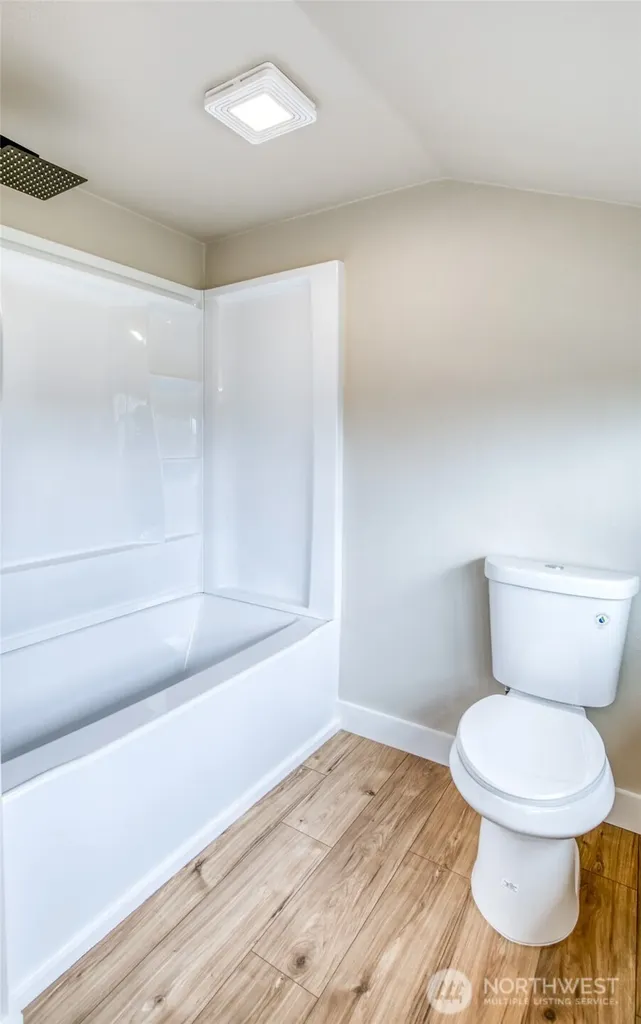2711 Queets Avenue Hoquiam WA 98550