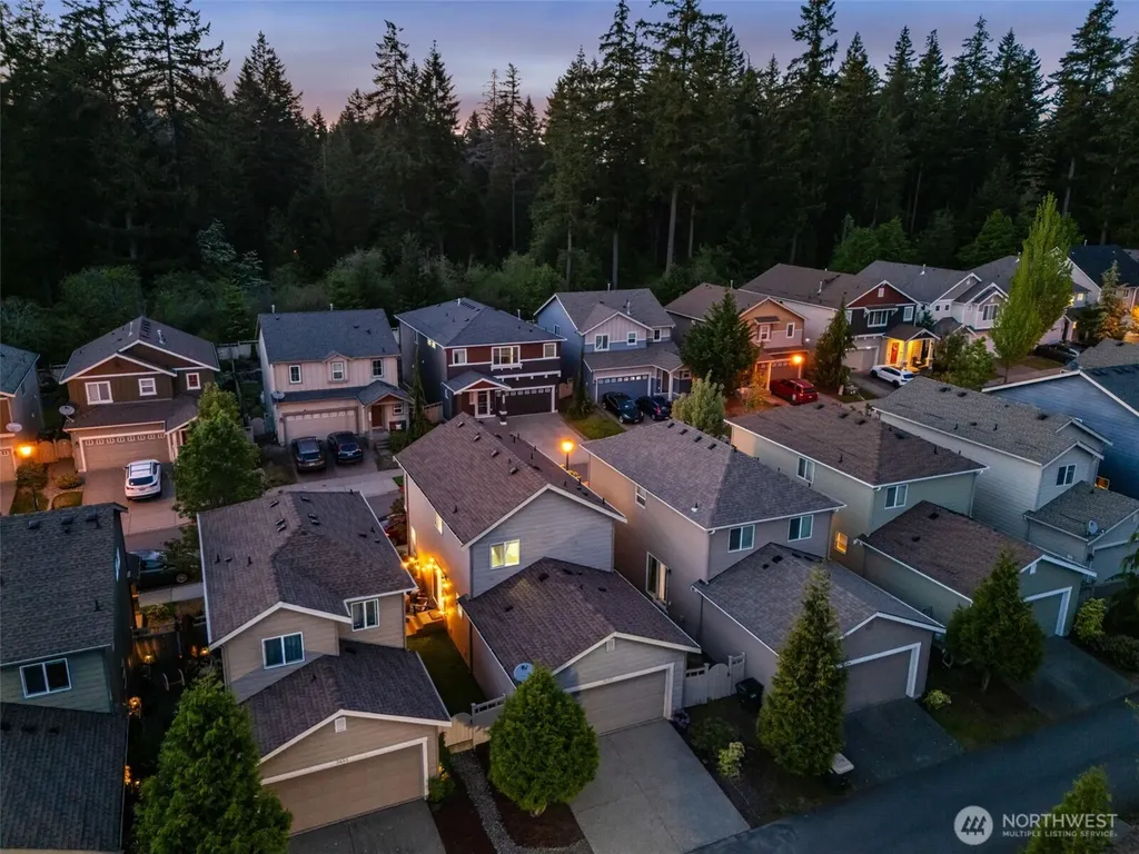 3653 London Loop NE Lacey WA 98516