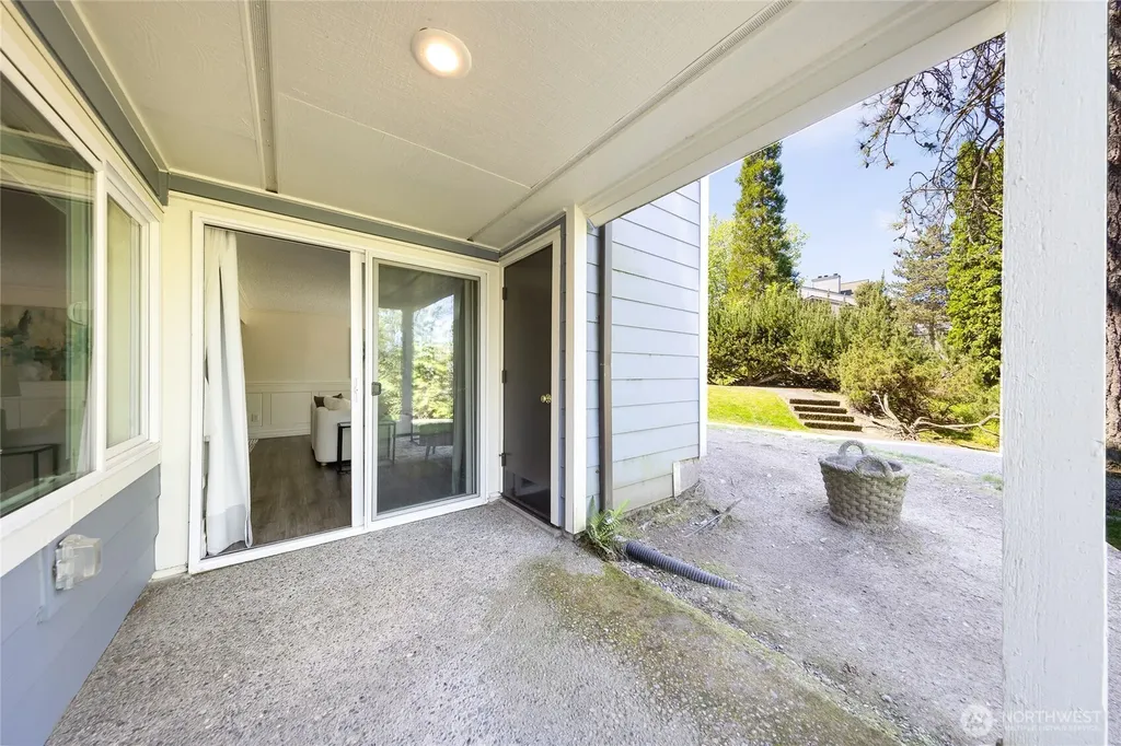 7577 Old Redmond Road Redmond WA 98052