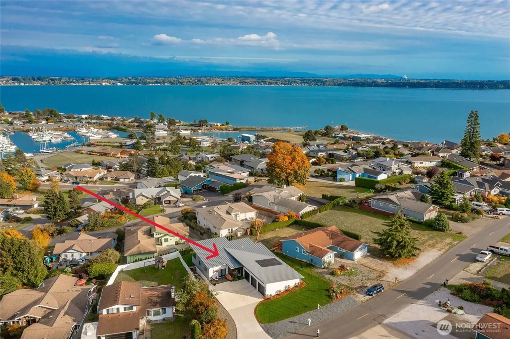 8068 Niska Road Blaine WA 98230