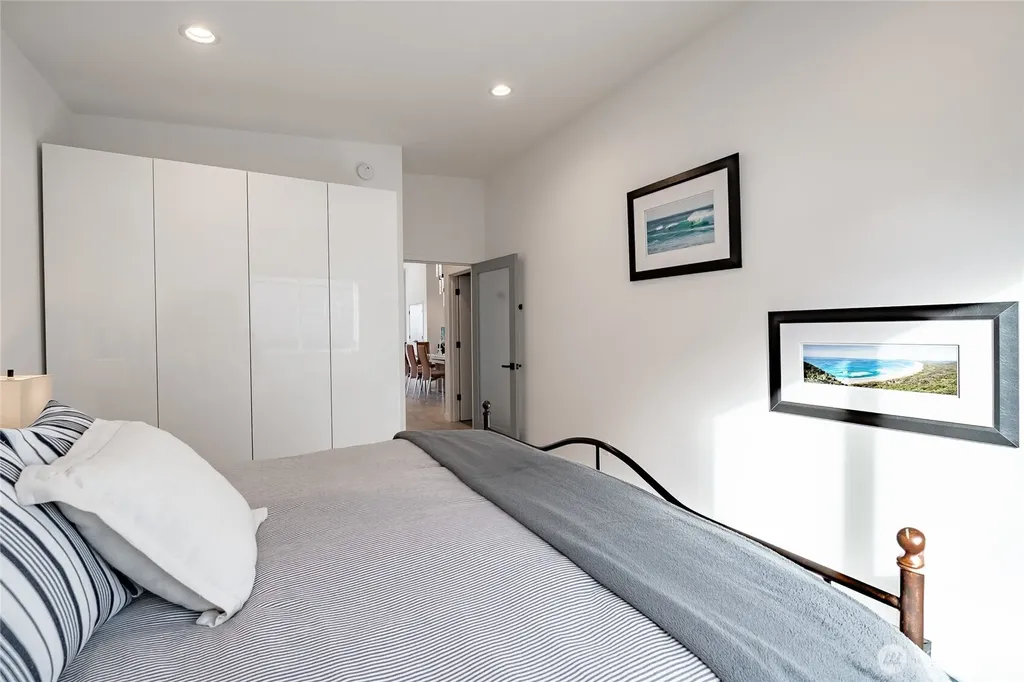 8068 Niska Road Blaine WA 98230